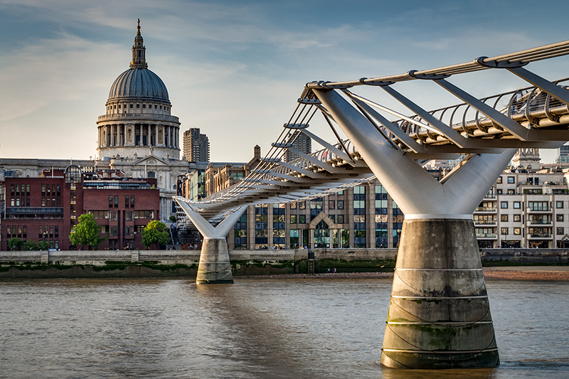 The Millennium Bridge. Photo © Victor Moussa | Shutterstock