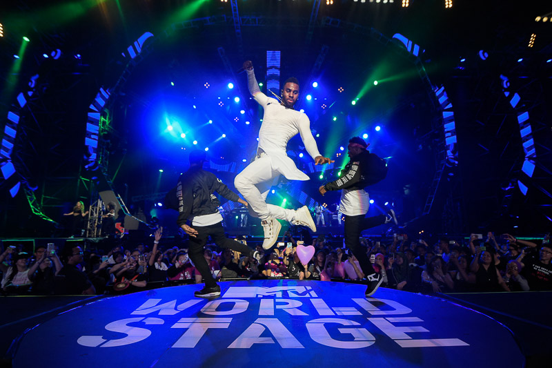 Jason Derulo performing at MTV World Stage Malaysia 2015 on 12 Sep Pic 1 (Credit - MTV Asia & Kristian Dowling)