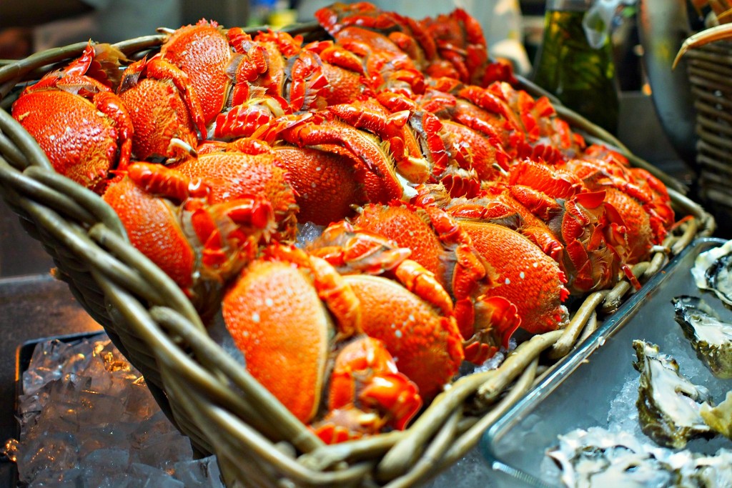 Feast On The Crab And Crepe Buffet At Azur Restaurant At Crowne