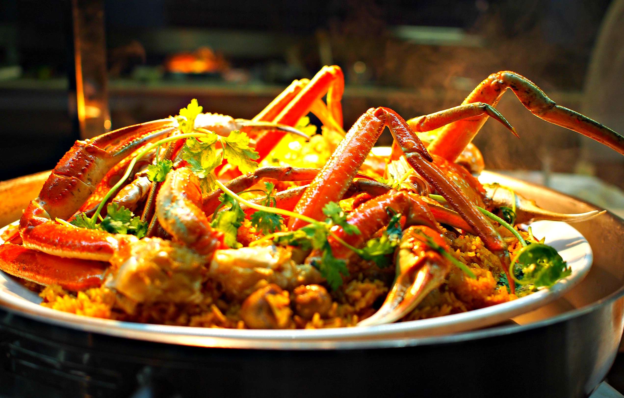 Crab in saffron rice
