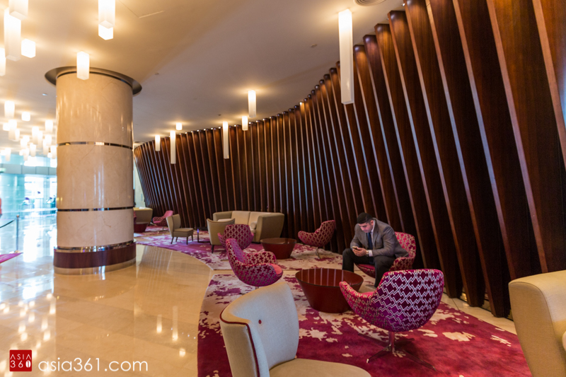 The lobby of Crowne Plaza Dubai - Festival City is contemporary in design.