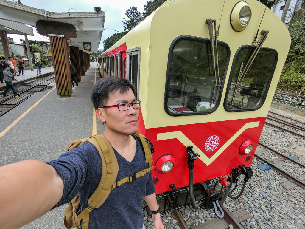 The chest straps on the Military CabinZero secures the bag and makes chasing after trains easier. Photo © Justin Teo.