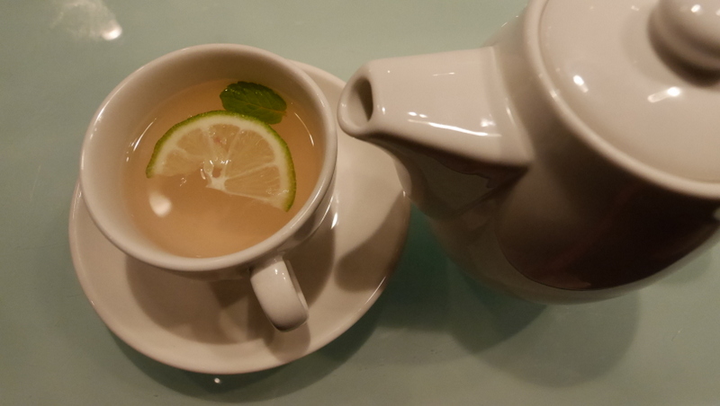 Hot rose dew lemon tea.
